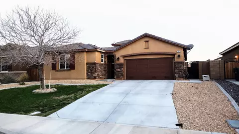 3422 Puma Ave, Rosamond, CA 93560