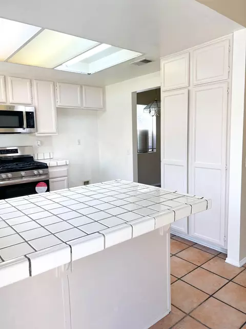 5068 Adobe Dr, Palmdale, CA 93552 photo 6
