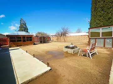 Exterior - 97 White Oak Dr, Tehachapi, CA 93561 photo 6 of 8