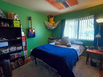 Bedroom - 97 White Oak Dr, Tehachapi, CA 93561 photo 3 of 9