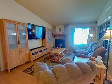 Living - 97 White Oak Dr, Tehachapi, CA 93561 photo 1 of 3