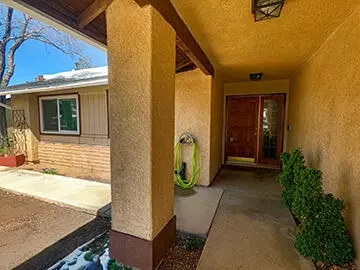 Exterior - 97 White Oak Dr, Tehachapi, CA 93561 photo 5 of 8