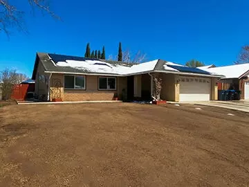 97 White Oak Dr, Tehachapi, CA 93561
