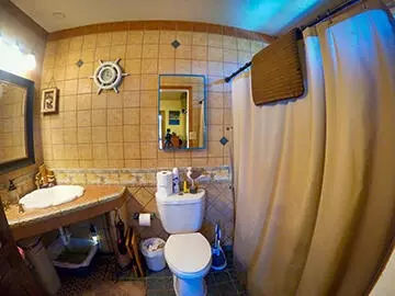 Bath - 97 White Oak Dr, Tehachapi, CA 93561 photo 2 of 2