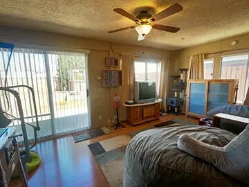 Bedroom - 97 White Oak Dr, Tehachapi, CA 93561 photo 1 of 9
