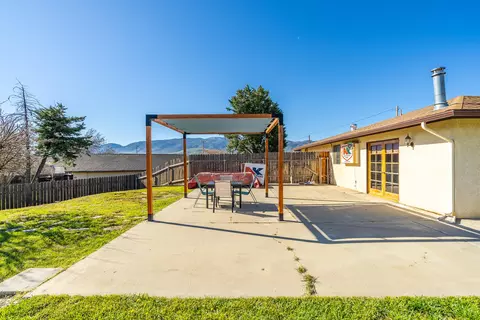 View/Area - 21766 Fox Ct, Tehachapi, CA 93561 photo 2 of 7