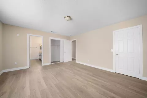 Bedroom - 40243 178th St E, Lake Los Angeles, CA 93591 photo 3 of 3
