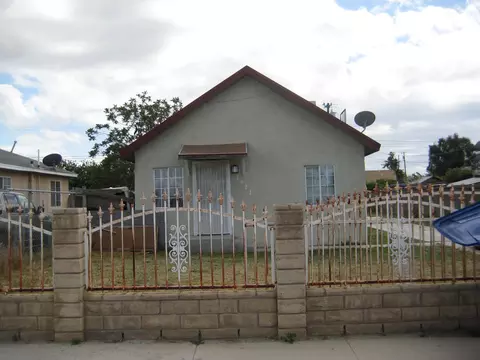 1421 Murdock St, Bakersfield, CA 93307