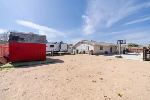 Other - 6861 11th Ave, Hesperia, CA 92345 photo 3 of 4