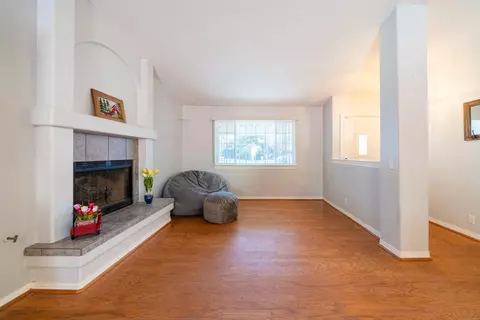 Living - 6861 11th Ave, Hesperia, CA 92345 photo 3 of 3