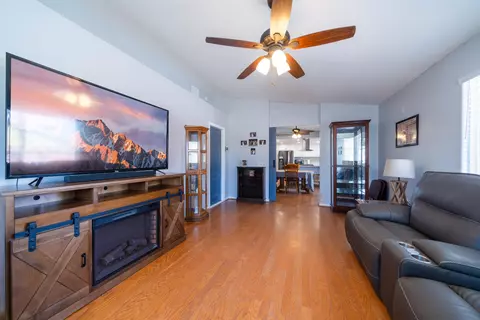 Living - 6861 11th Ave, Hesperia, CA 92345 photo 2 of 3
