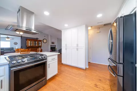 Kitchen - 6861 11th Ave, Hesperia, CA 92345 photo 2 of 2
