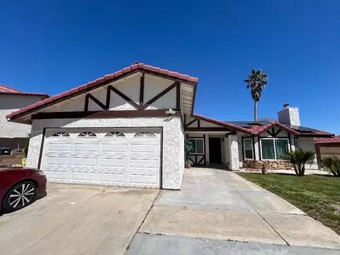 1641 Lauterbach St, Lancaster, CA 93535