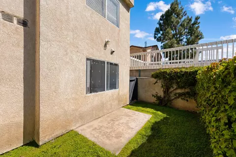 Exterior - 16825 Passage Ave, Paramount, CA 90723 photo 6 of 8