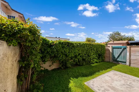 Exterior - 16825 Passage Ave, Paramount, CA 90723 photo 4 of 8