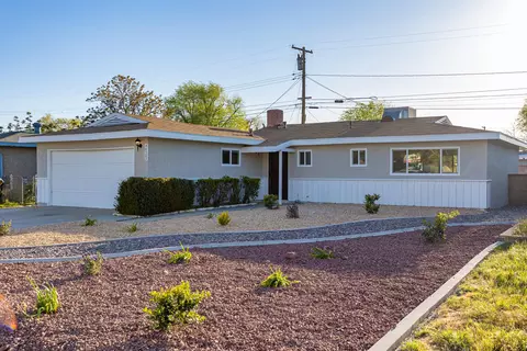 44503 Stanridge Ave, Lancaster, CA 93535