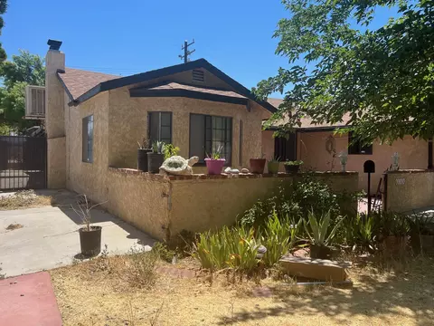 Exterior - 44344 23rd St W, Lancaster, CA 93536 photo 3 of 8