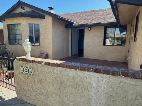 Exterior - 44344 23rd St W, Lancaster, CA 93536 photo 7 of 8