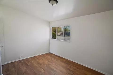 1011 Valiant St, Lancaster, CA 93534 photo 8