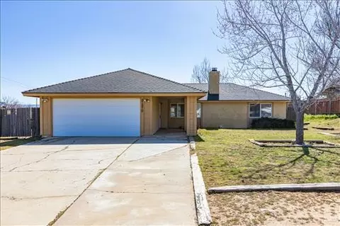 21570 San Lucas Dr, Tehachapi, CA 93561