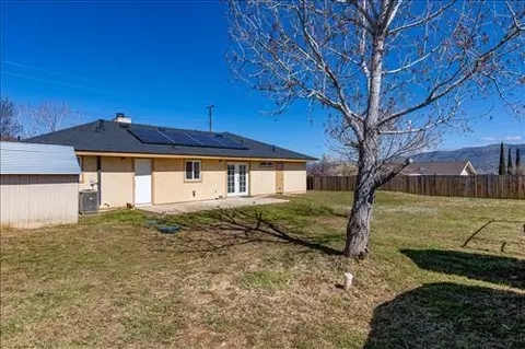 Exterior - 21570 San Lucas Dr, Tehachapi, CA 93561 photo 6 of 6