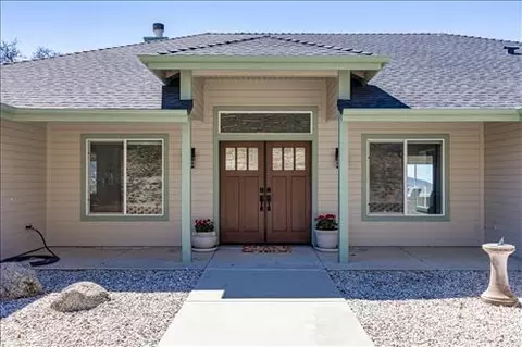 27200 Barkes Way, Tehachapi, CA 93561 photo 4