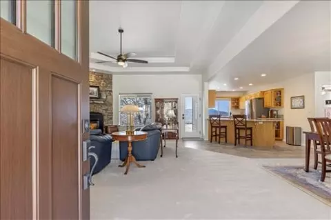27200 Barkes Way, Tehachapi, CA 93561 photo 5