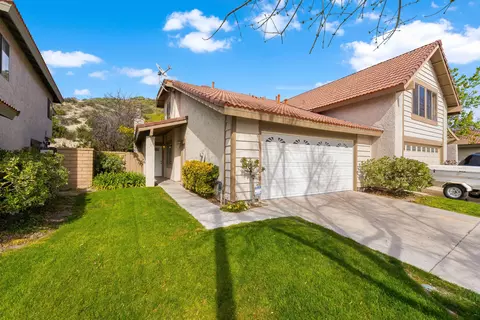 15929 Ada St, Santa Clarita, CA 91387