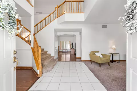 Entry Way - 41907 Cabo Ct, Palmdale, CA 93551 photo 1 of 4