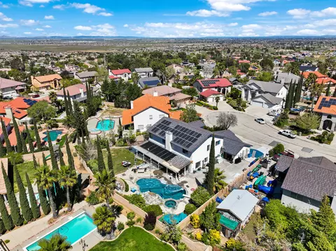 View/Area - 41907 Cabo Ct, Palmdale, CA 93551 photo 7 of 9