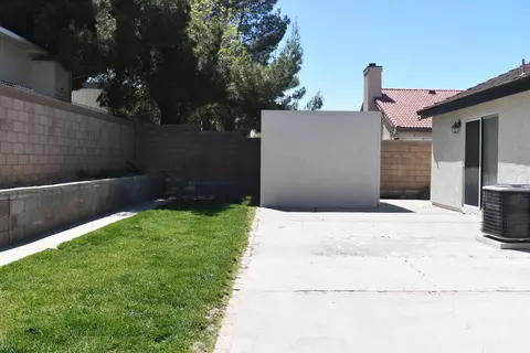 37632 42nd St E, Palmdale, CA 93552 photo 10