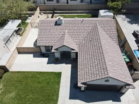 37632 42nd St E, Palmdale, CA 93552 photo 2