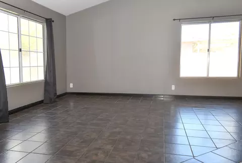 37632 42nd St E, Palmdale, CA 93552 photo 5