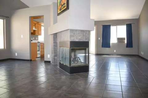 37632 42nd St E, Palmdale, CA 93552 photo 4