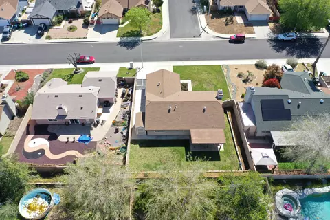 View/Area - 37525 17th St E, Palmdale, CA 93550 photo 4 of 6