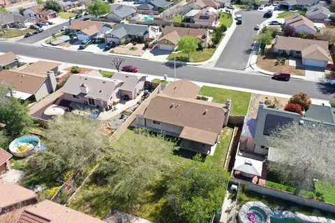 View/Area - 37525 17th St E, Palmdale, CA 93550 photo 5 of 6