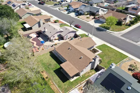 View/Area - 37525 17th St E, Palmdale, CA 93550 photo 6 of 6