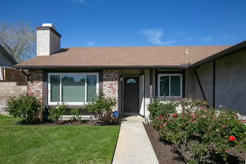 Exterior - 37525 17th St E, Palmdale, CA 93550 photo 4 of 7