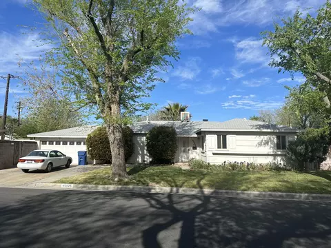 45025 13th St W, Lancaster, CA 93534