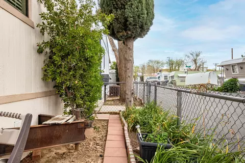 37311 47th St E #SPC 12, Palmdale, CA 93552 photo 20