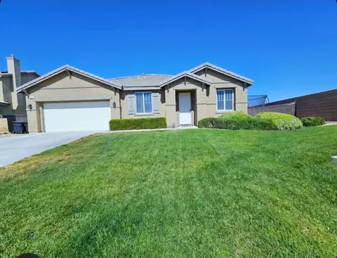 2306 Newberry St, Rosamond, CA 93560