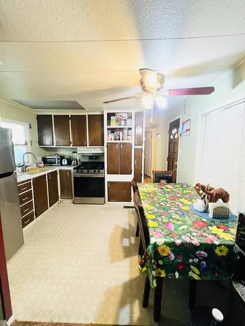 43850 20th St E #67, Lancaster, CA 93535 photo 8