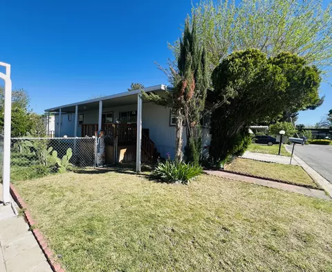 43850 20th St E #67, Lancaster, CA 93535