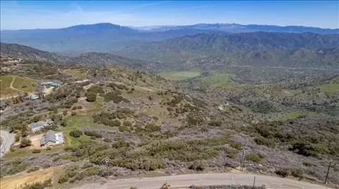 24280 El Rancho Dr, Tehachapi, CA 93561 photo 1