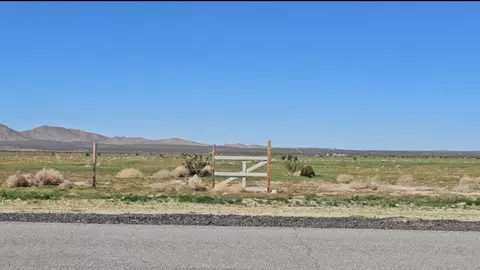 E Ave O Near 202nd St E, Palmdale, CA 93591 photo 3