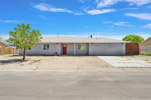 41448 152nd St E, Lancaster, CA 93535