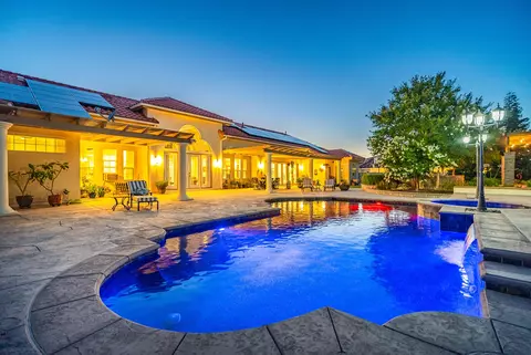 41916 Loma Vis, Lancaster, CA 93536