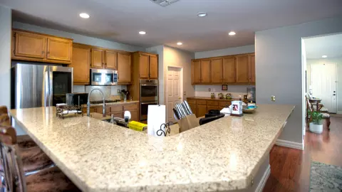 5812 Spice St, Lancaster, CA 93536 photo 8