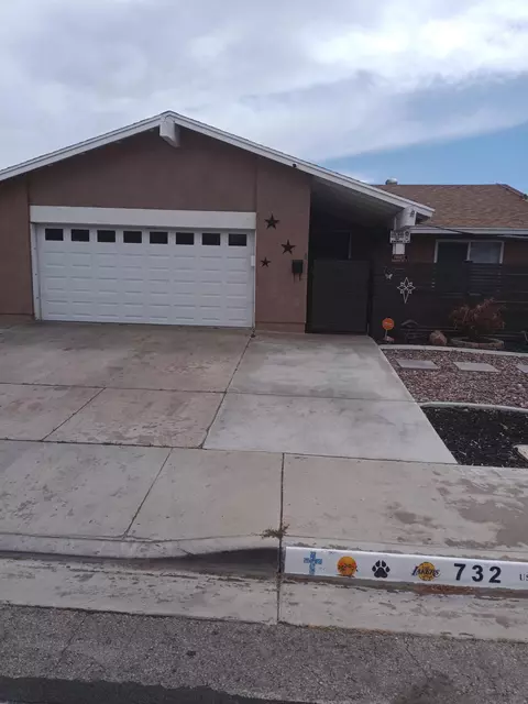 732 Avenue J4 E, Lancaster, CA 93535