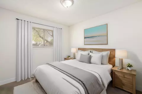 Bedroom - 1155 Lingard St E, Lancaster, CA 93535 photo 2 of 4